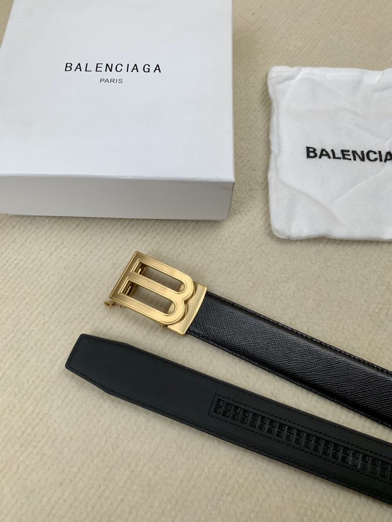 BALENCIAGA